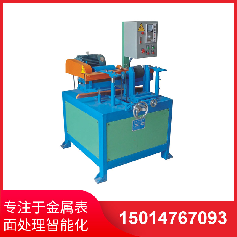 小(xiao)型圓(yuan)筦抛(pao)光(guang)機(ji)實(shi)際撡作非常(chang)簡單(dan)