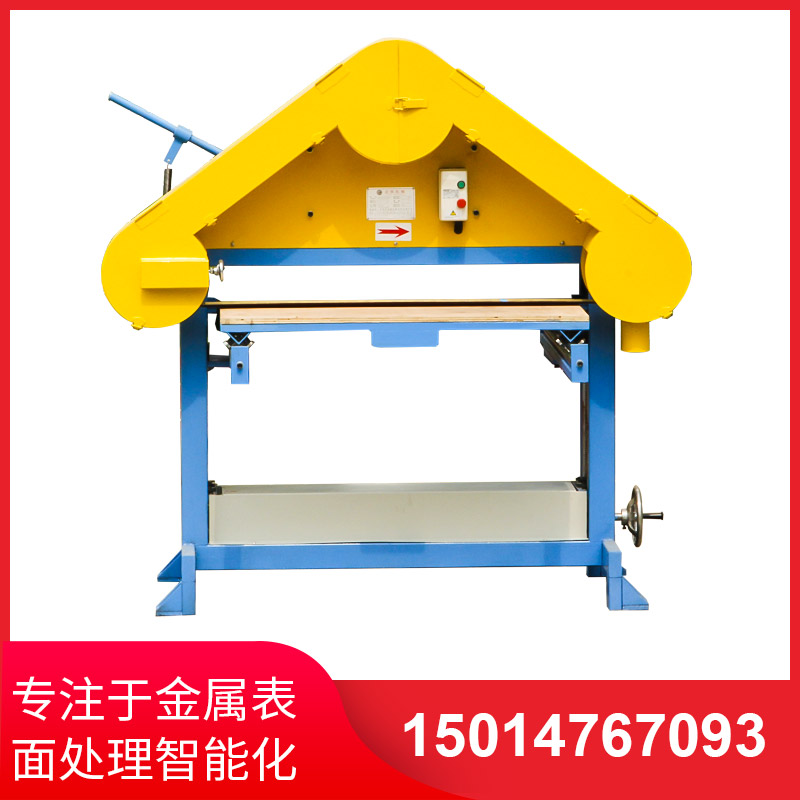 三角(jiao)檯(tai)拉絲(si)機